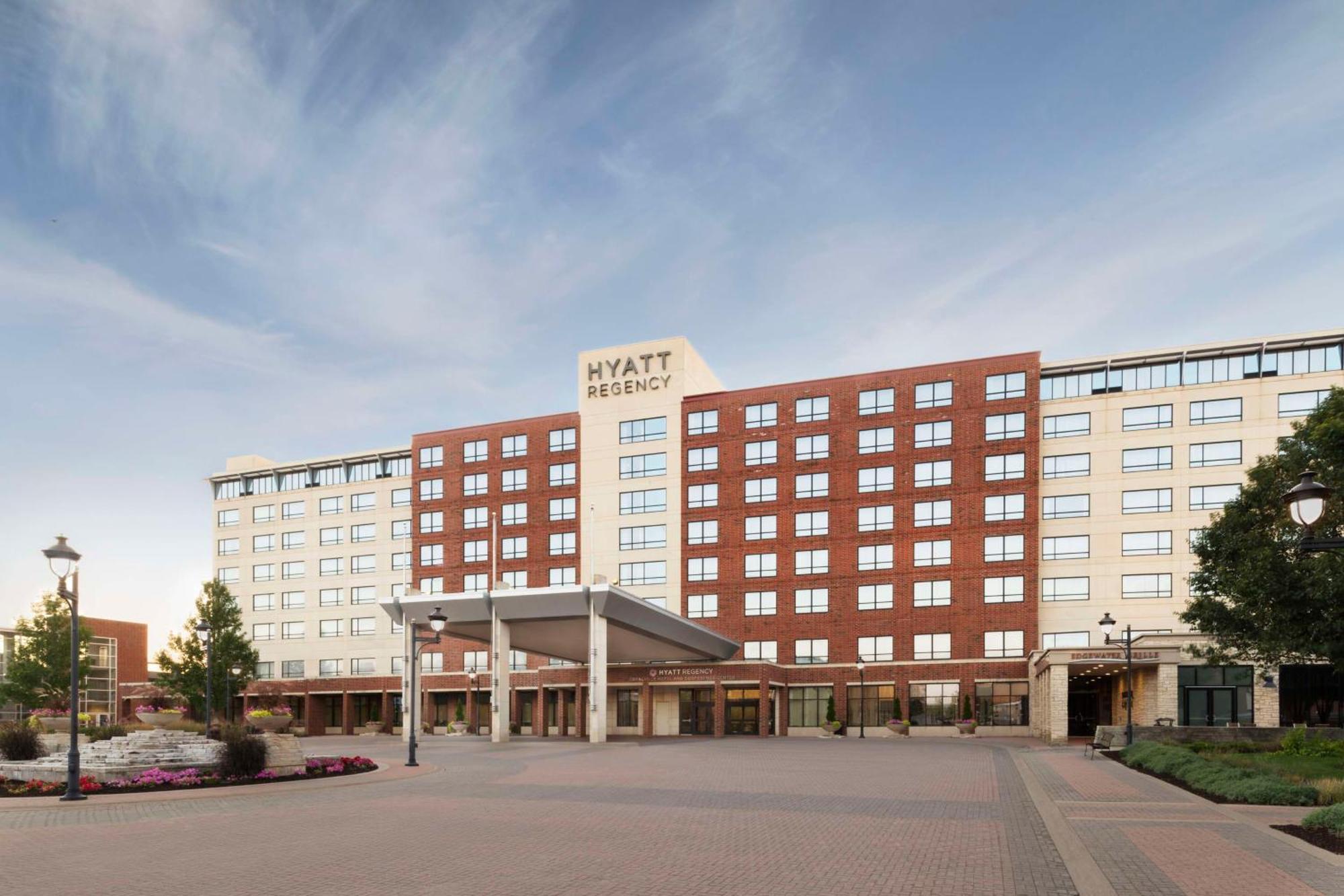 Hyatt Regency Coralville Exterior photo